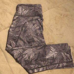Lululemon Fast and Free crop leggings